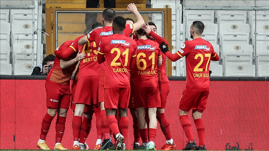 kayserispor-kupada-yari-finale-yukseldi-3.jpg