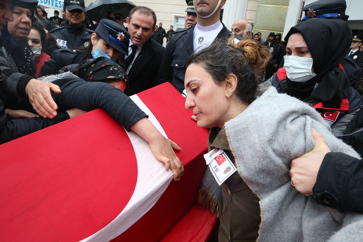 sehit-iki-polisin-cenazeleri-memleketlerine-ugurlandi-007.jpg