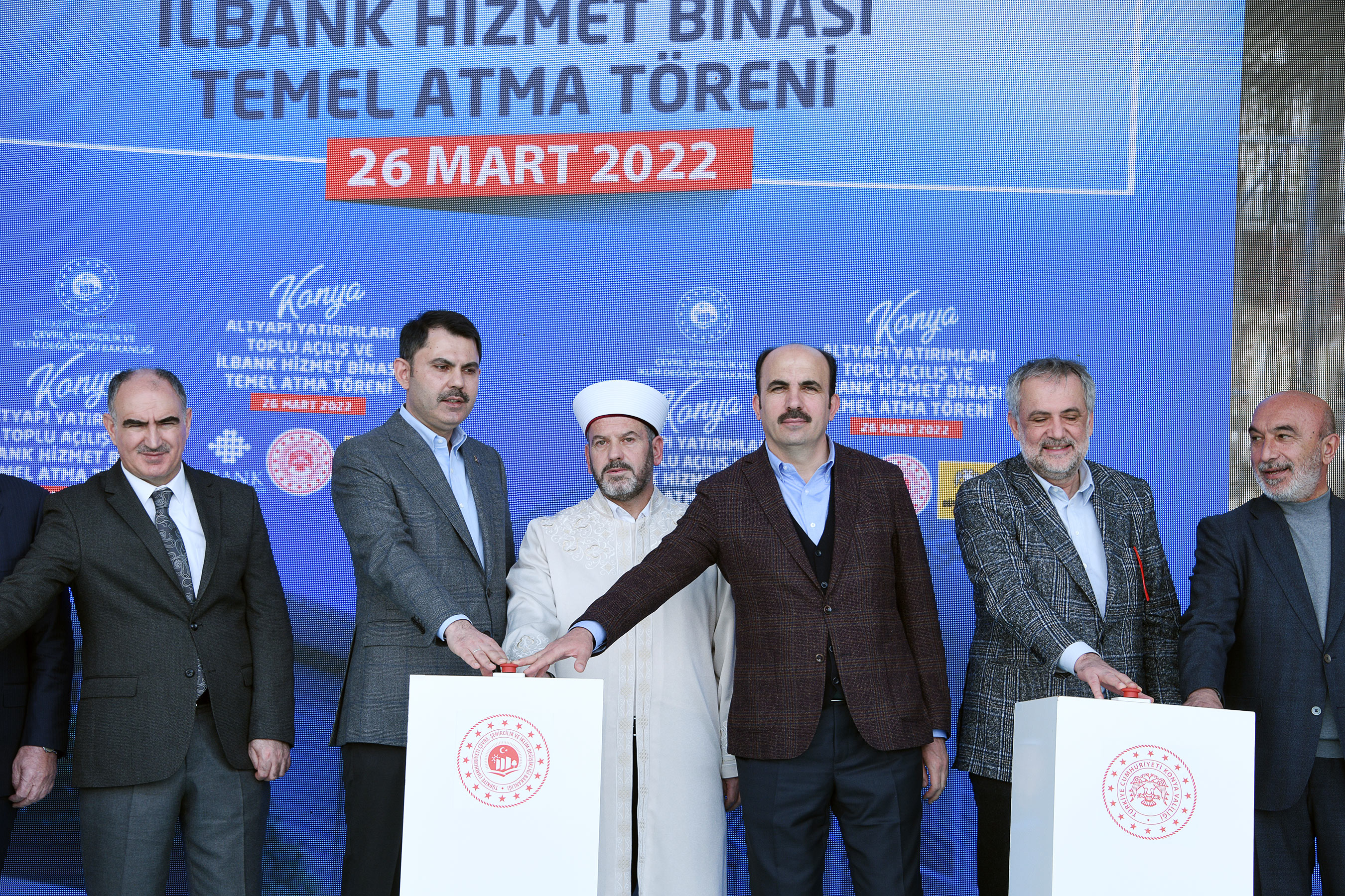 bakan-kurum-konyamizi-hak-ettigi-o-en-guzel-eserlere-kavusturmanin-gayreti-icindeyiz-011.jpg
