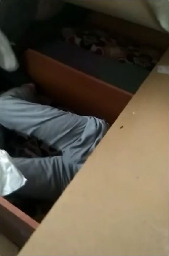 26-yil-hapisle-araniyordu-polis-yatagin-altinda-saklanirken-buldu.jpeg