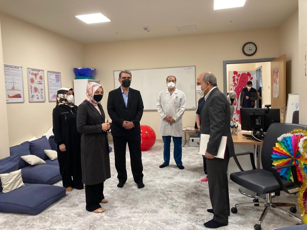 usta-konya-sehir-hastanesini-ziyaret-etti-003.jpg