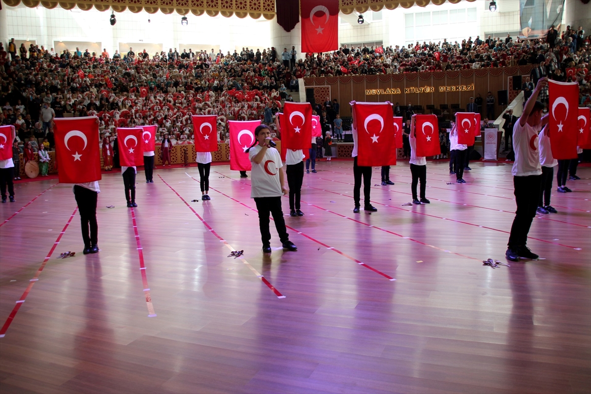 23-nisan-ulusal-egemenlik-ve-cocuk-bayrami-torenlerle-kutlandi-3.jpg
