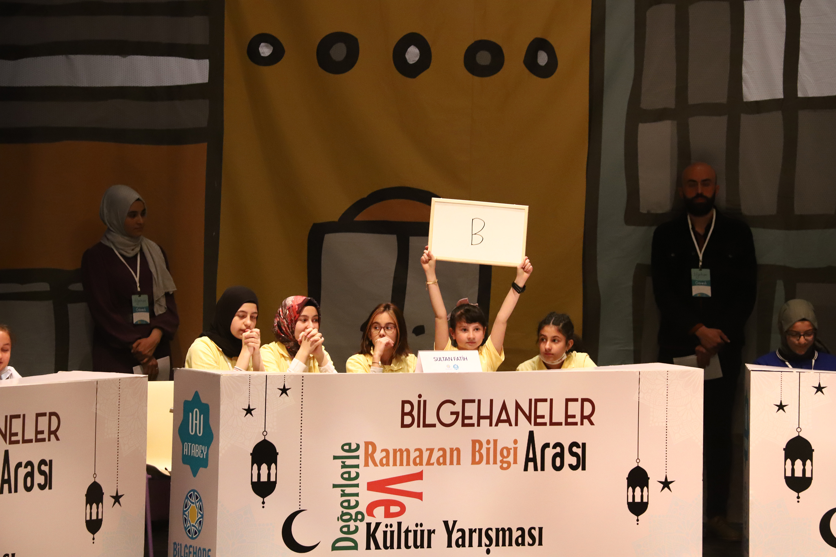 bilgehanelerin-duzenledigi-degerlerle-ramazan-bilgi-ve-kultur-yarismasi-final-yapti.jpg