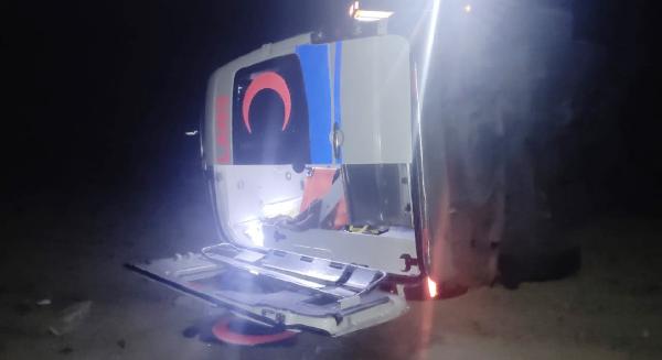 sma-hastasi-minik-elifi-tasiyan-ambulans-devrildi.jpg