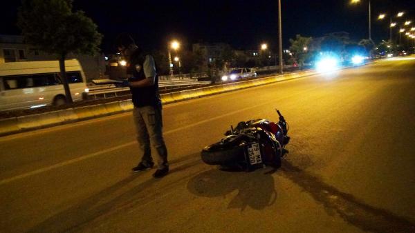 motosikletin-carptigi-yaya-oldu.jpg