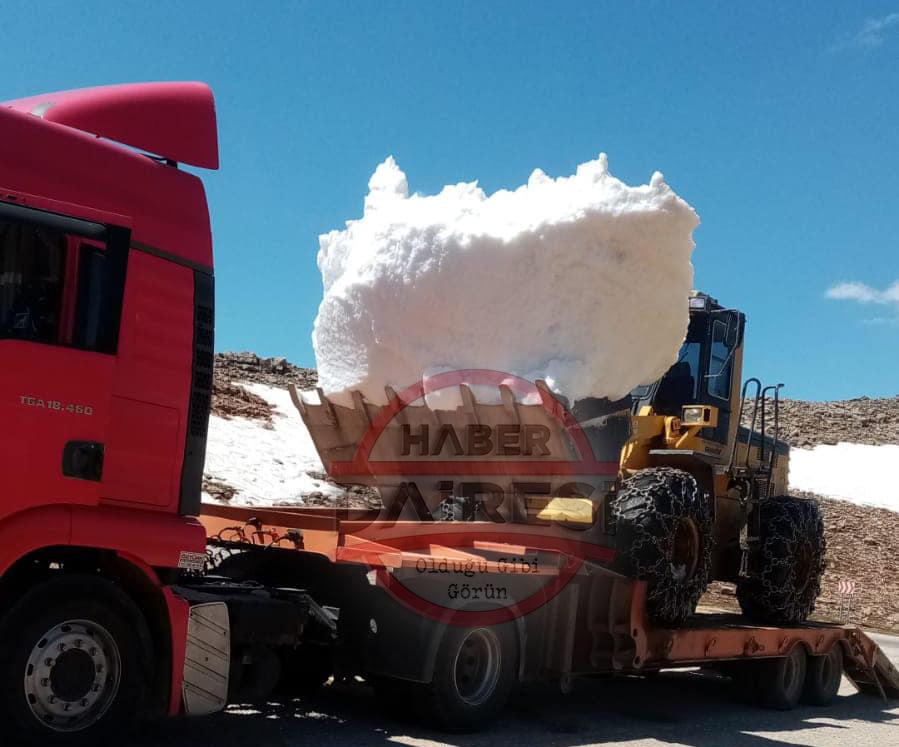 konyada-mayis-ortasinda-karla-mucadele-004.jpg