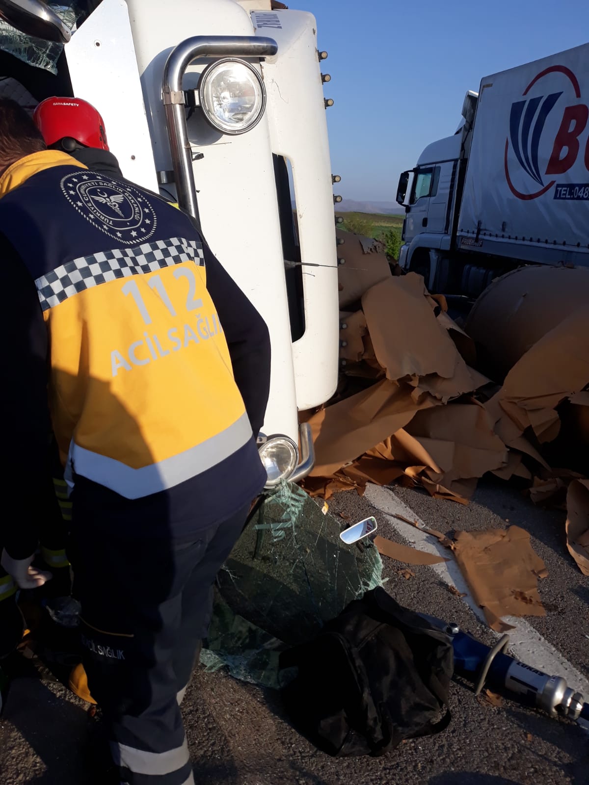 konyada-zincirleme-kaza-1-yarali-001.jpeg