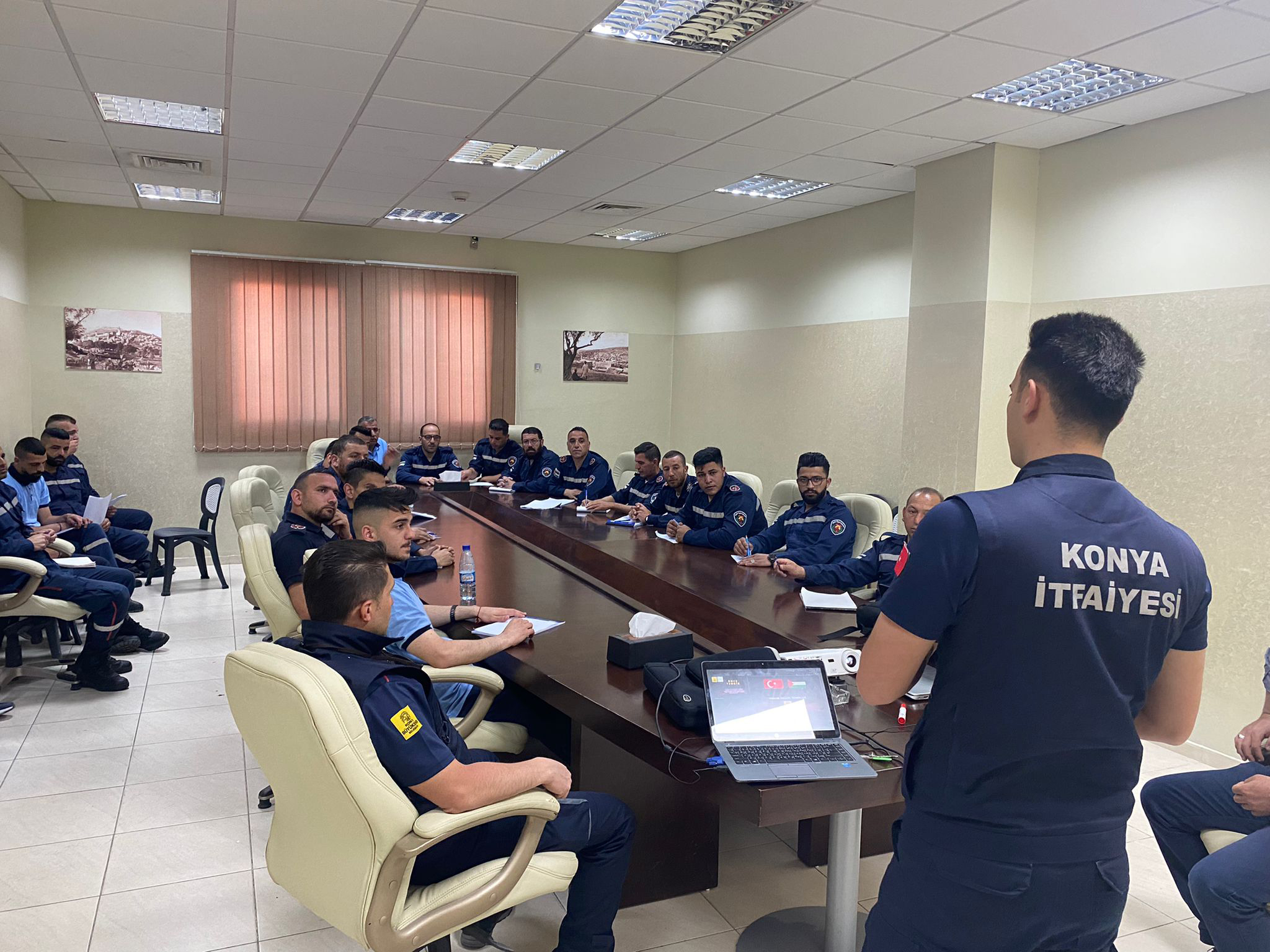 konya-itfaiyesi-filistinli-meslektaslarina-egitim-verdi-002.jpg