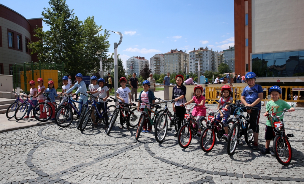 konya-buyuksehir-40-bin-cocuga-bisiklet-hediye-edecek.jpg