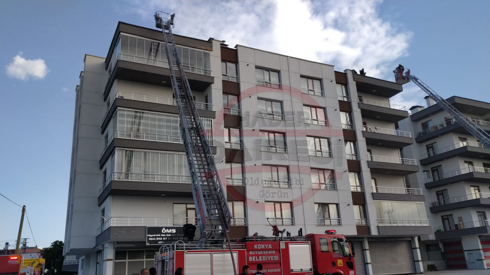 son-dakika-konyada-5-katli-binada-yangin-cok-sayida-ekip-mudahale-ediyor.jpg