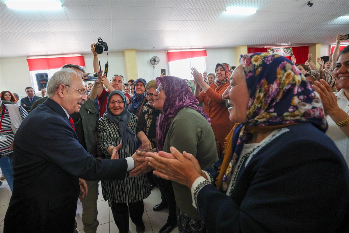 chp-lideri-kilicdaroglu-konyada-kadin-ciftcilerde-bir-araya-geldi-003.jpg