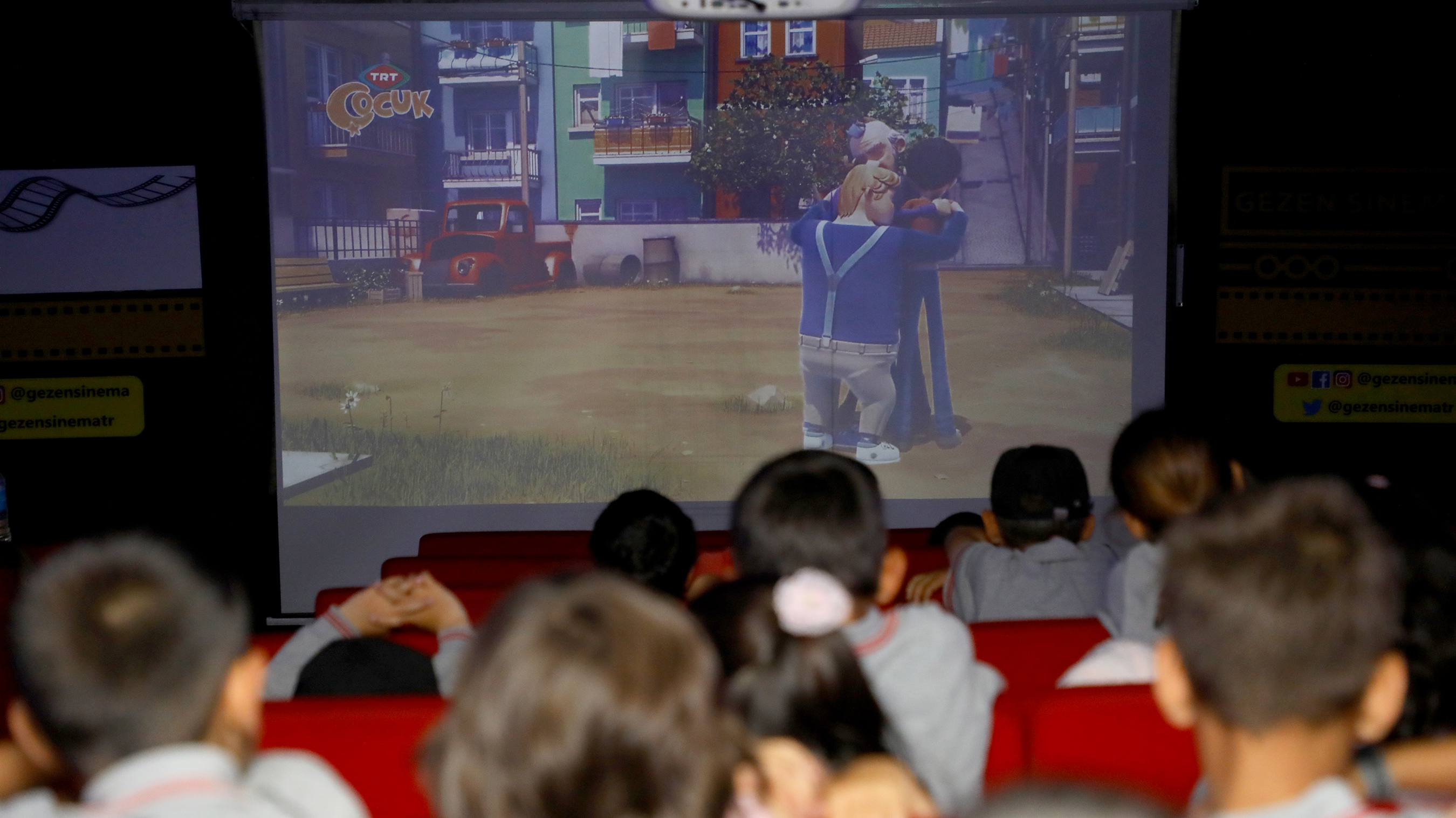 konyanin-28-ilcesindeki-cocuklar-sinema-ile-bulusturulacak-001.jpg