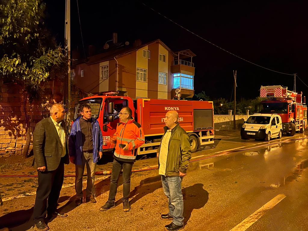konyayi-asiri-yagislar-vurdu-valilikten-hasar-aciklamasi-002.jpeg