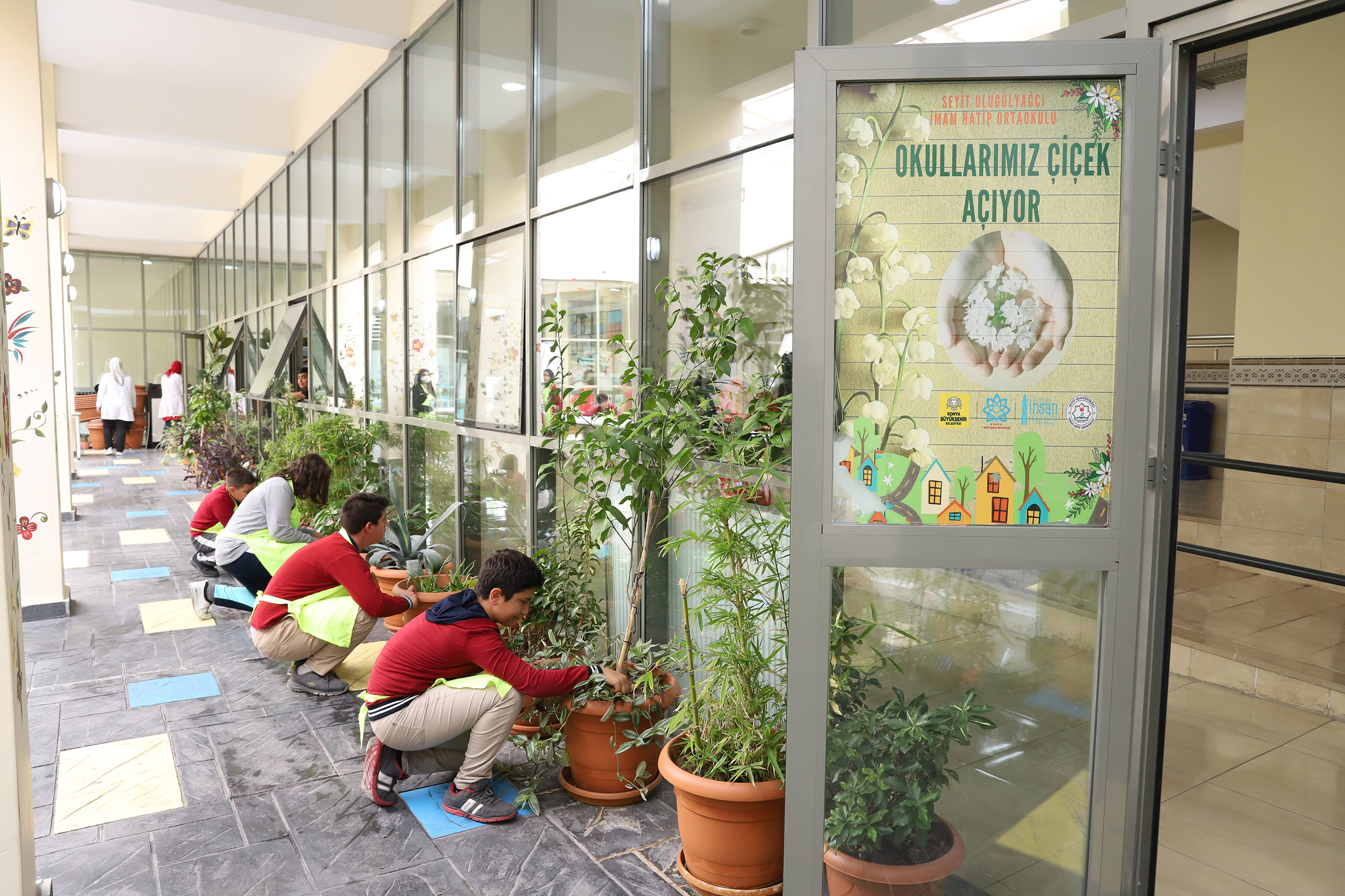 konyada-okullarimiz-cicek-aciyor-projesi-001.jpg