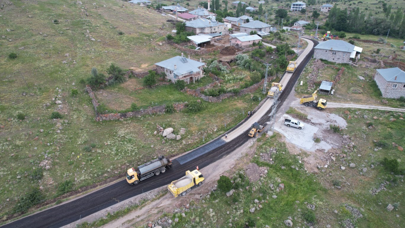 konyadaki-bu-yollar-icin-900-milyon-lira-ayrildi-003.jpg