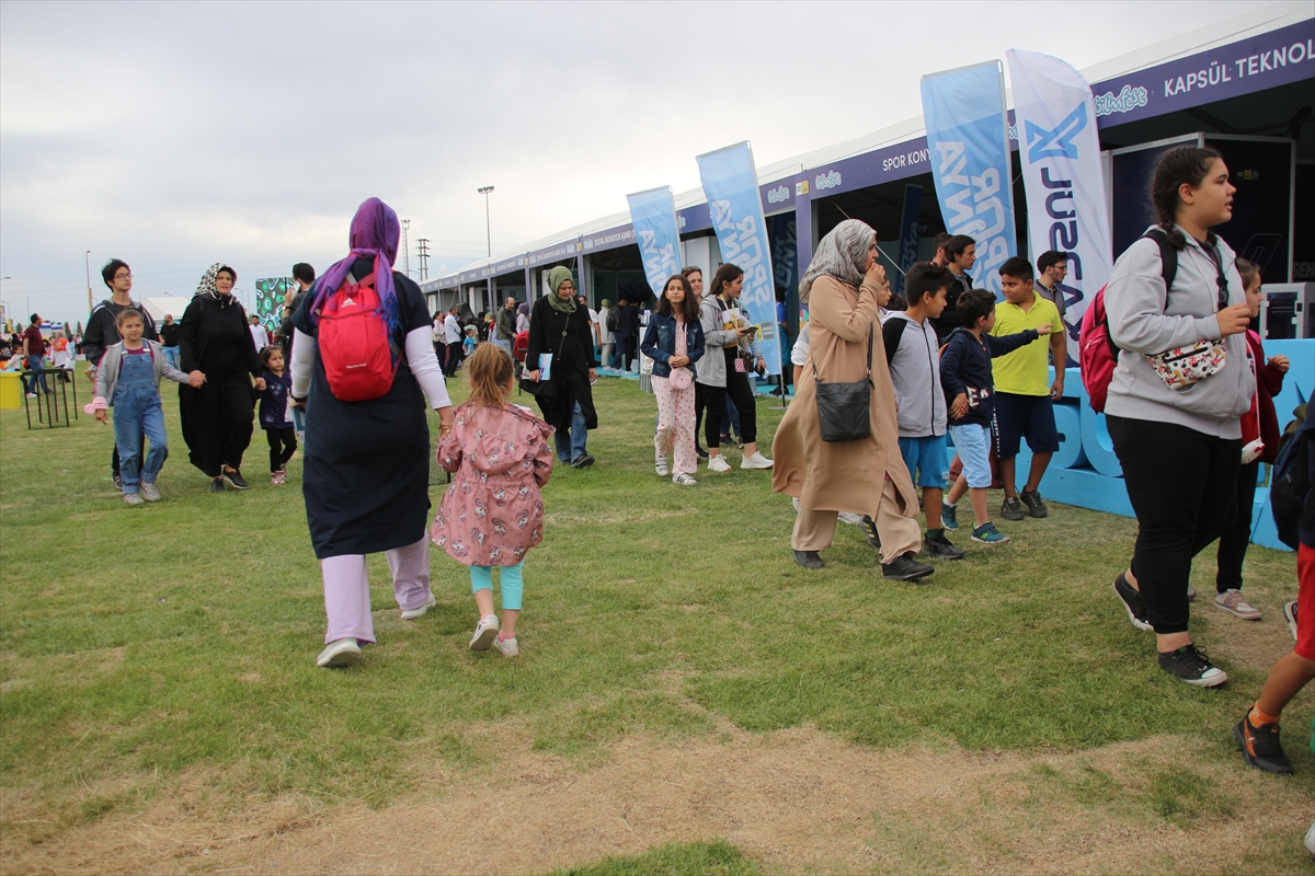 9-konya-bilim-festivalinde-ikinci-gun.jpg