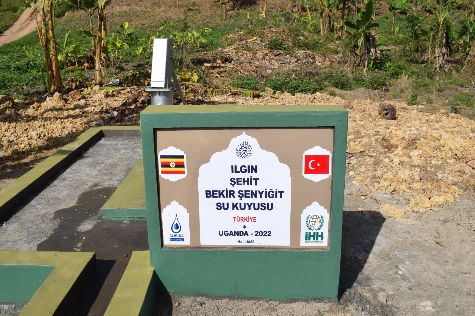 konyali-sehidimiz-adina-ugandada-su-kuyusu-acildi.jpeg