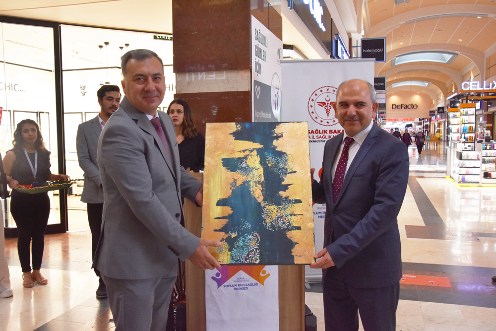 konyada-trsm-hastalarindan-sanatla-sagliga-sergisi-001.jpg