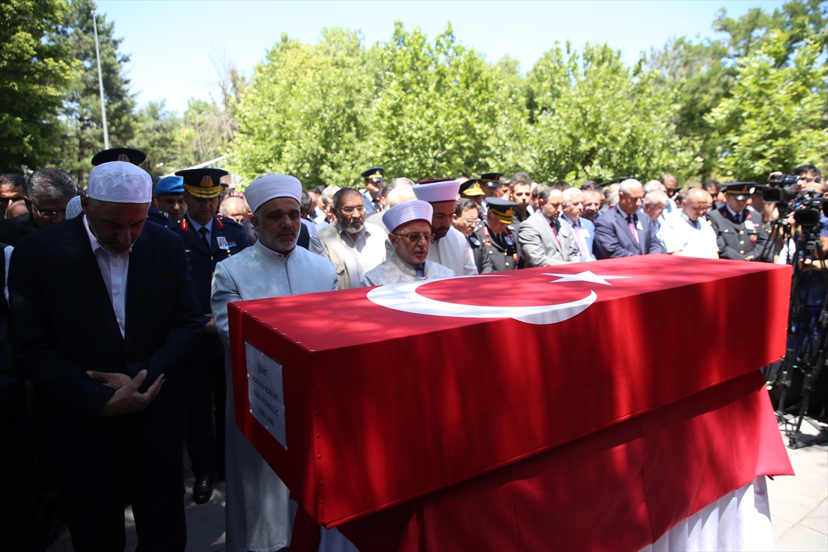sehit-mustafa-bozkurt-memleketi-kayseride-son-yolculuguna-ugurlandi-003.jpg