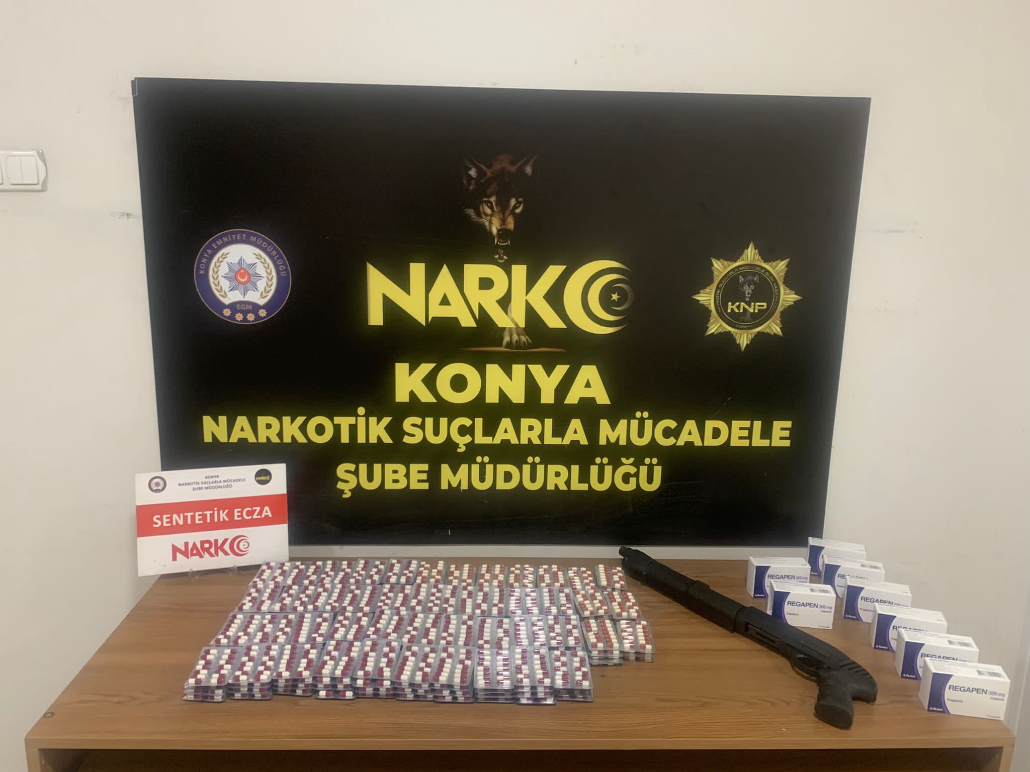 konya-polisinin-bayram-tatilindeki-uyusturucu-baskinlarinda-73-gozalti.jpeg