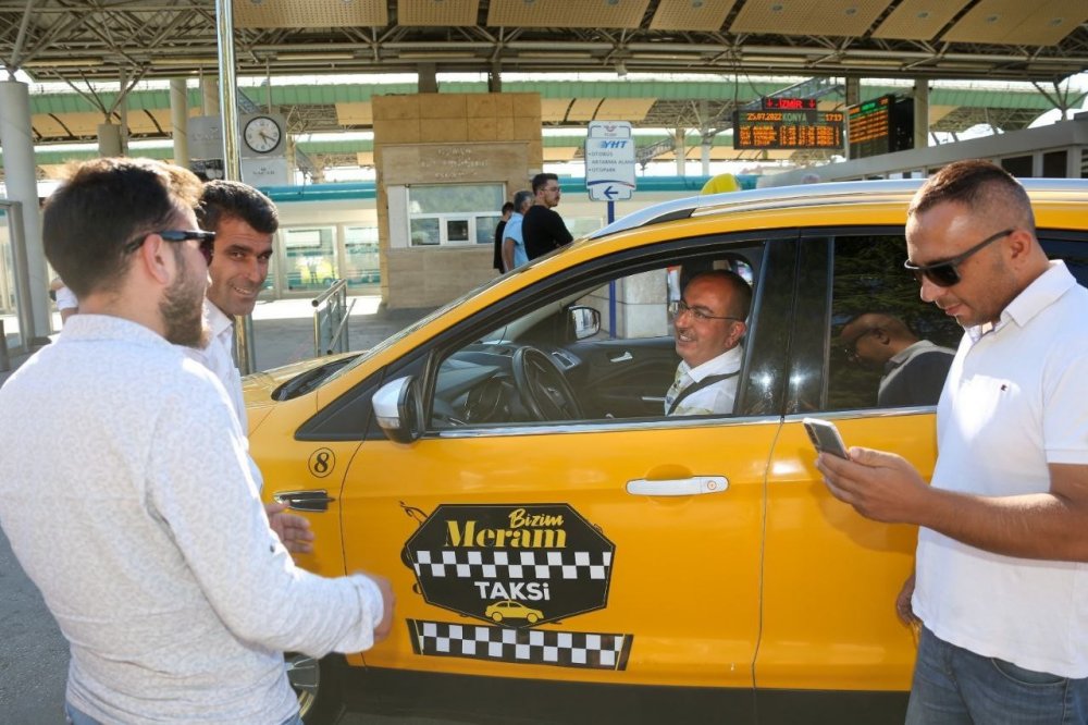 Taksinin direksiyonunda başkan var!