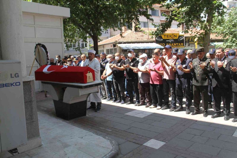 Konyalı Kore Gazisi Mustafa Usta son yolculuğa uğurlandı