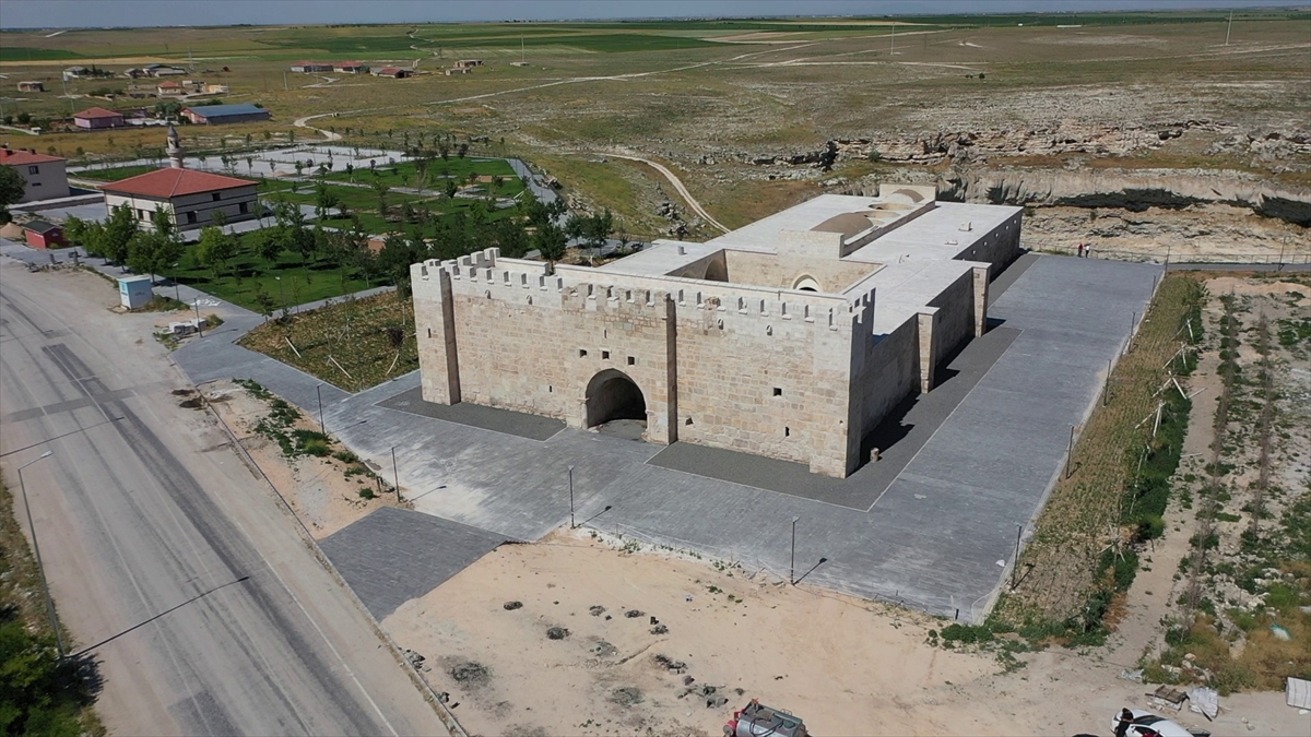 konyadaki-800-yillik-han-turizme-kazandiriliyor.jpg