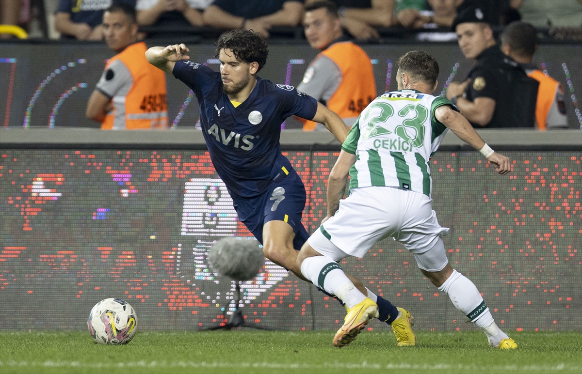 konyasporun-fenerbahceyi-yendigi-hafta-super-ligde-gorunum-002.jpg