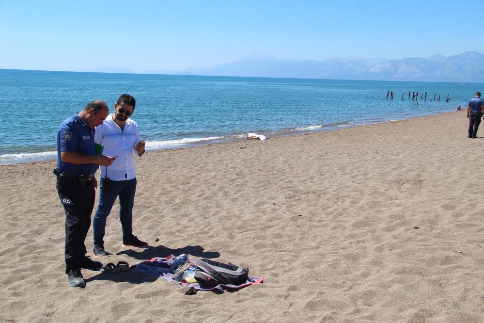 29-yasindaki-genc-denizde-boguldu-calan-telefonuna-kimse-cevap-veremedi.jpg