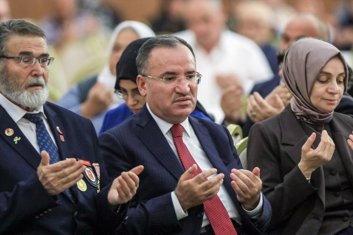 adalet-bakani-bozdag-konyada-19-eylul-gaziler-gunu-bulusmasina-katildi-002.jpg
