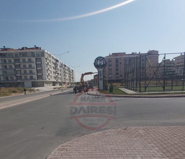 konya-ahmet-calik-parkina-levha-dikildi.jpg