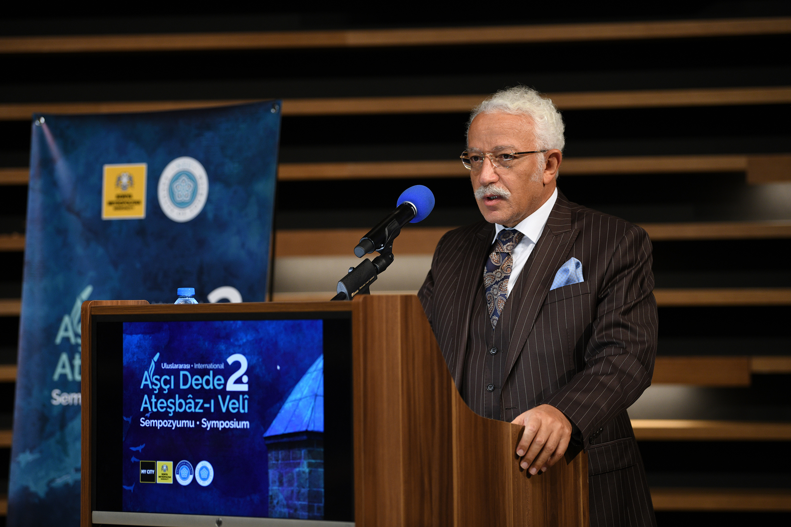 konya-buyuksehir-belediyesi-ile-necmettin-erbakan-universitesi-tarafindan-bu-yil-2-duzenlenen-uluslararasi-asci-dede-atesbaz-i-veli-sempozyumu-basladi-sempozyuma-turkiyeden-ve-dunyadan-200un-uzerinde-bilim-insani-katilacak.jpg