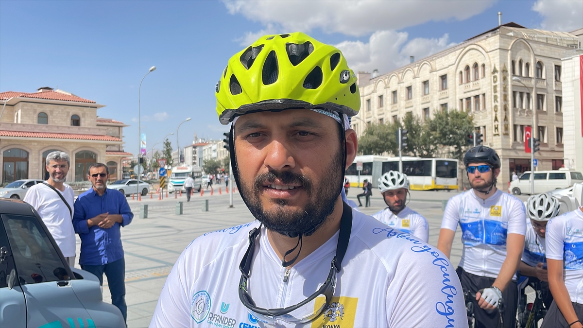 saglikli-cevre-icin-istanbuldan-yola-cikan-bisiklet-takimi-konyaya-ulasti.jpg