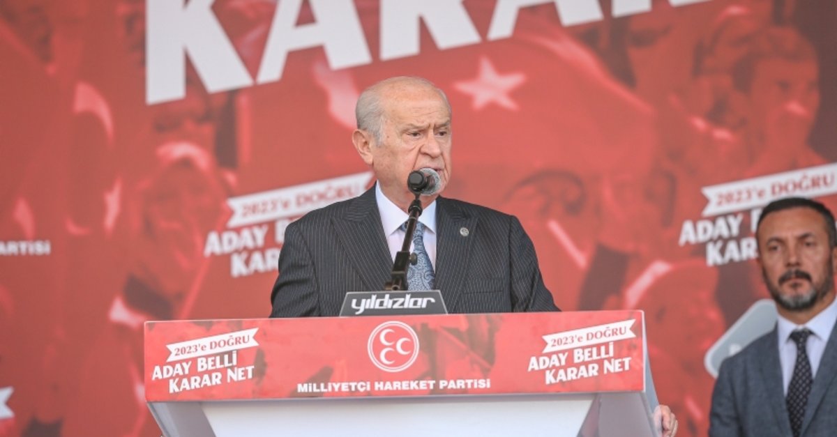 mhp-lideri-bahceli-konyada-kilicdaroglu-new-yorkta-sokaga-dustu-001.jpeg