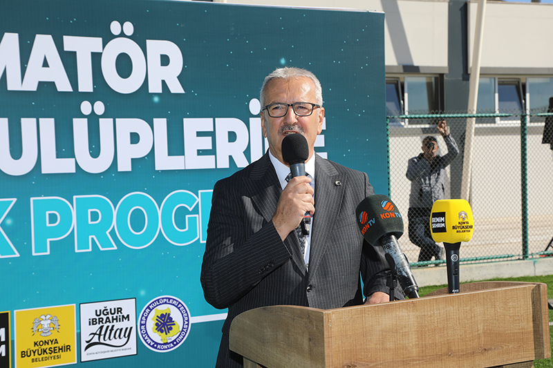 konya-buyuksehirden-amator-sporculara-6-5-milyon-liralik-destek-002.jpg