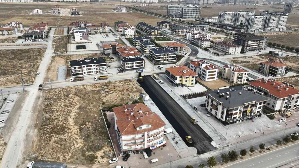 Selçuklu'da yollar daha konforlu hale getiriliyor