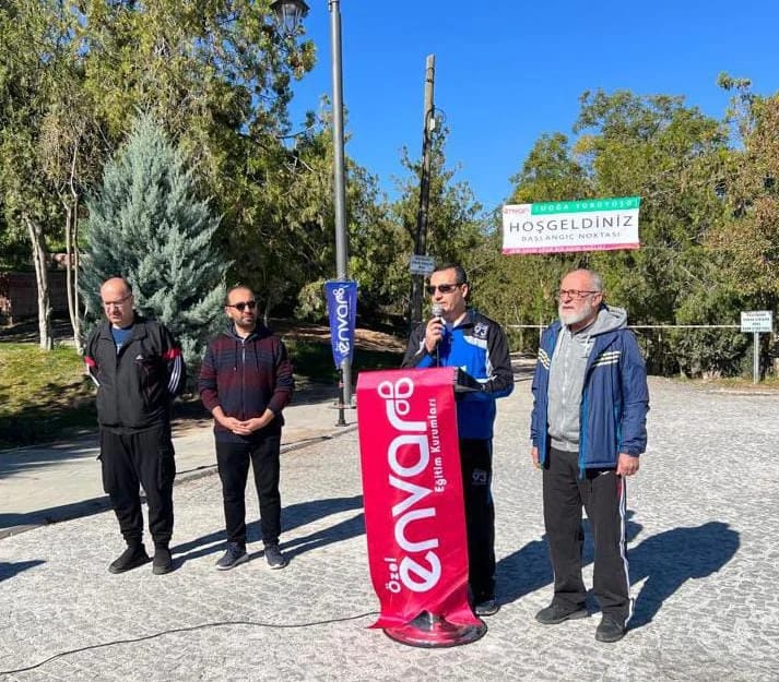 konyada-saglikli-nesiller-icin-bir-adim-spor-bir-adim-saglik-yuruyusu-005.jpeg
