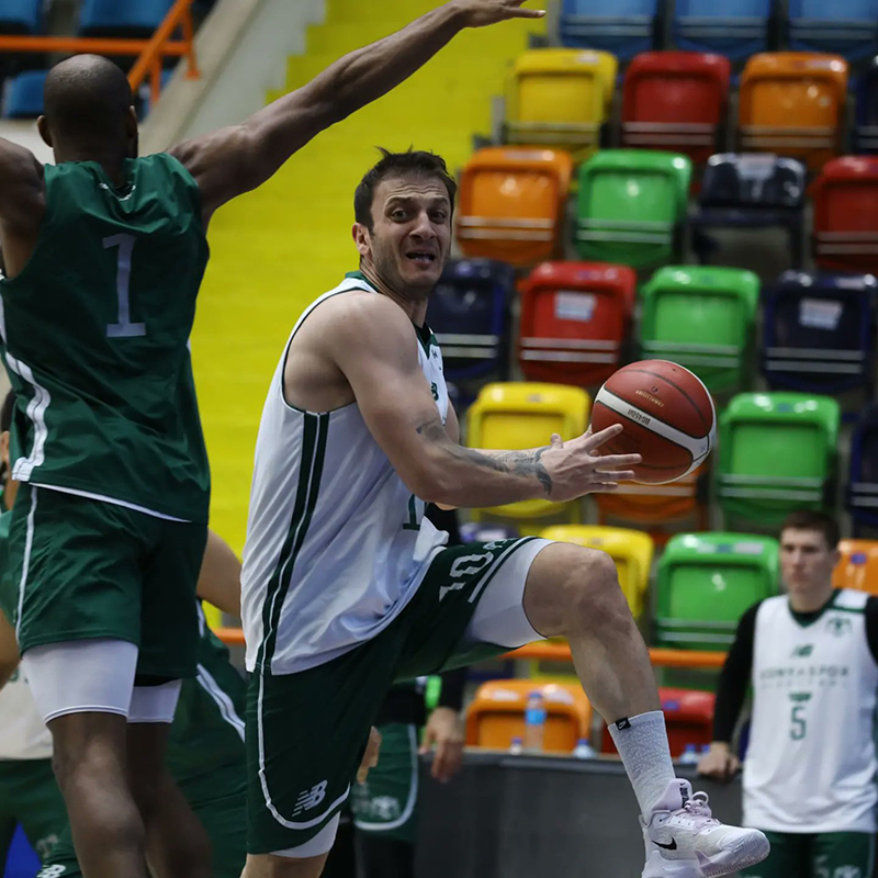 konyaspor-basket-4uncu-galibiyet-icin-calisiyor-002.jpg
