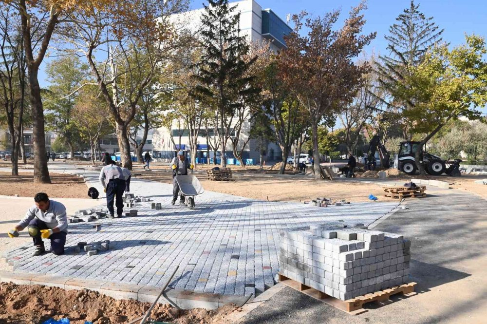 Selçuklu Cem Sultan Parkında çalışmalar sürüyor