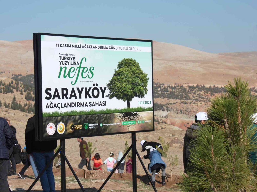 Türkiye Yüzyılına Nefes için Konya’da 70 bin fidan toprakla buluştu