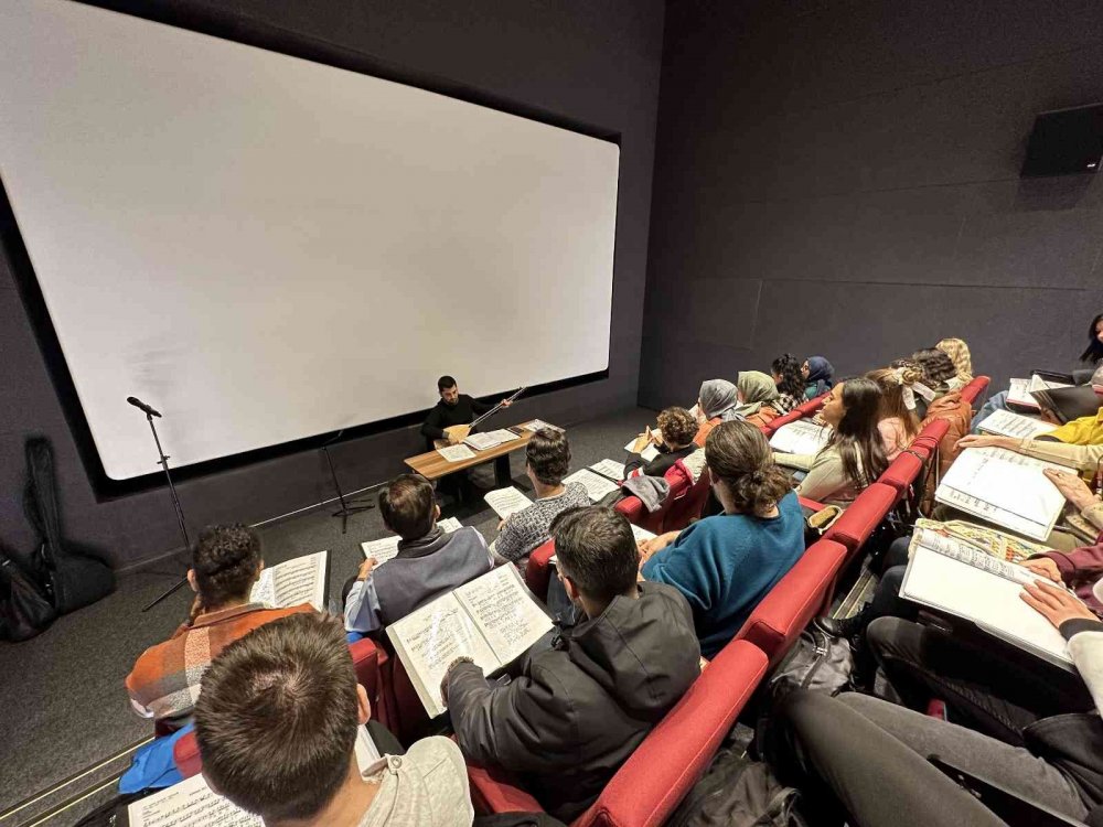 Selçuklu Belediyesi Sanat Akademisi’nde kurslar başladı