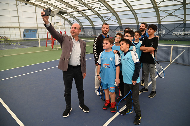 baskan-pekyatirmaci-cocuklarimiz-sporun-merkezi-selcukluda-bulusuyor.jpg