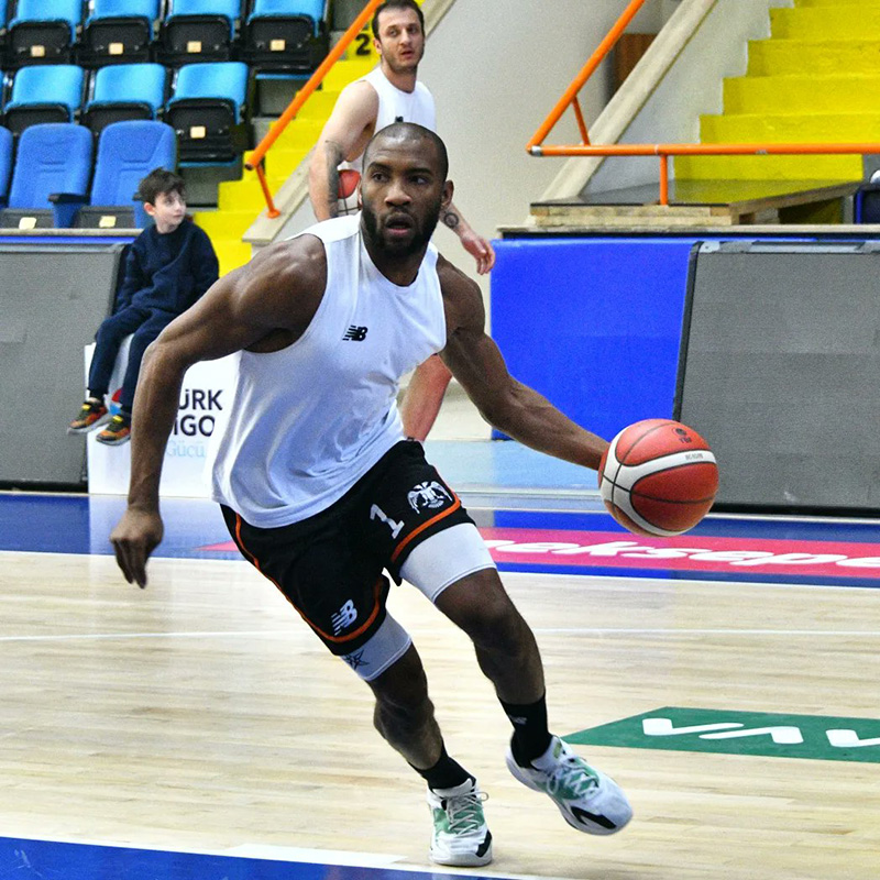 konyaspor-basketbol-tempoyu-yukseltti-004.jpg
