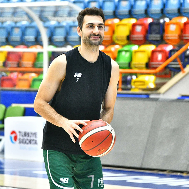 konyaspor-basketbolda-koc-gencoglundan-anadolu-efes-motivasyonu-002.jpg