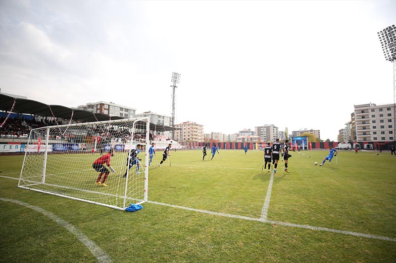 ampute-futbol-turkiye-kupasini-sahinbey-belediyesi-kazandi-002.jpg