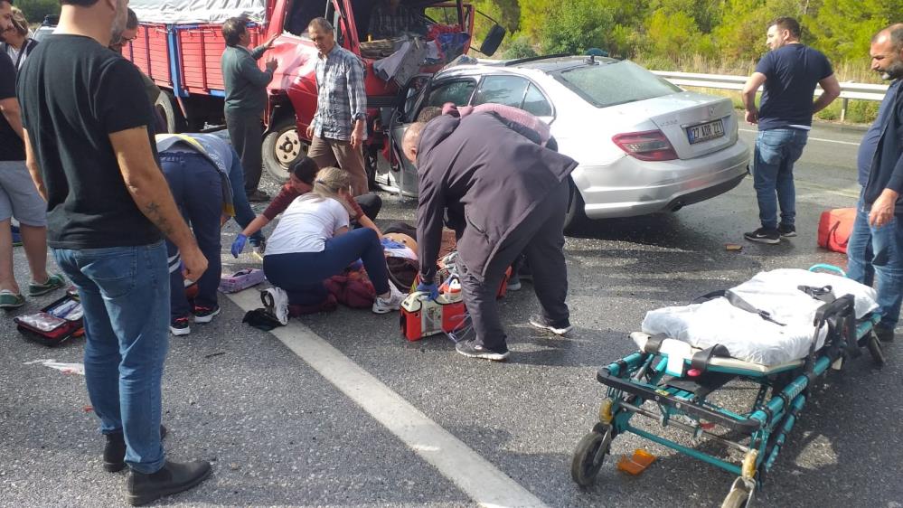 konya-yolunda-feci-kaza-2-olu-6-yarali-var.jpg