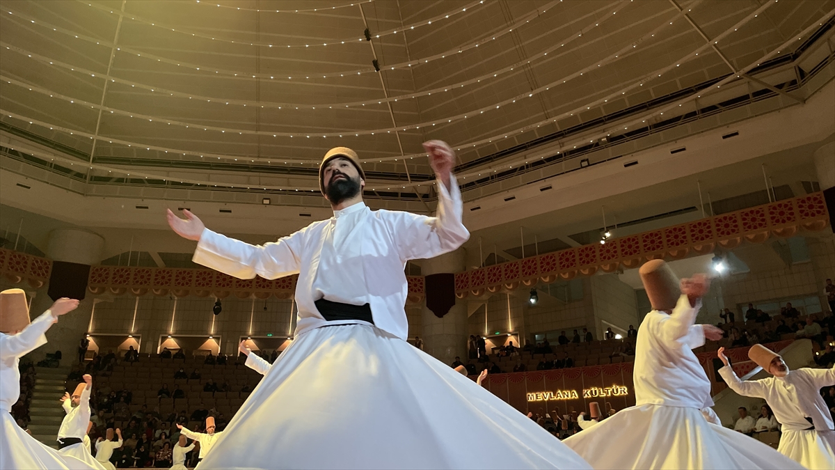 749-vuslat-yil-donumunde-hazreti-mevlana-aniliyor-002.jpg