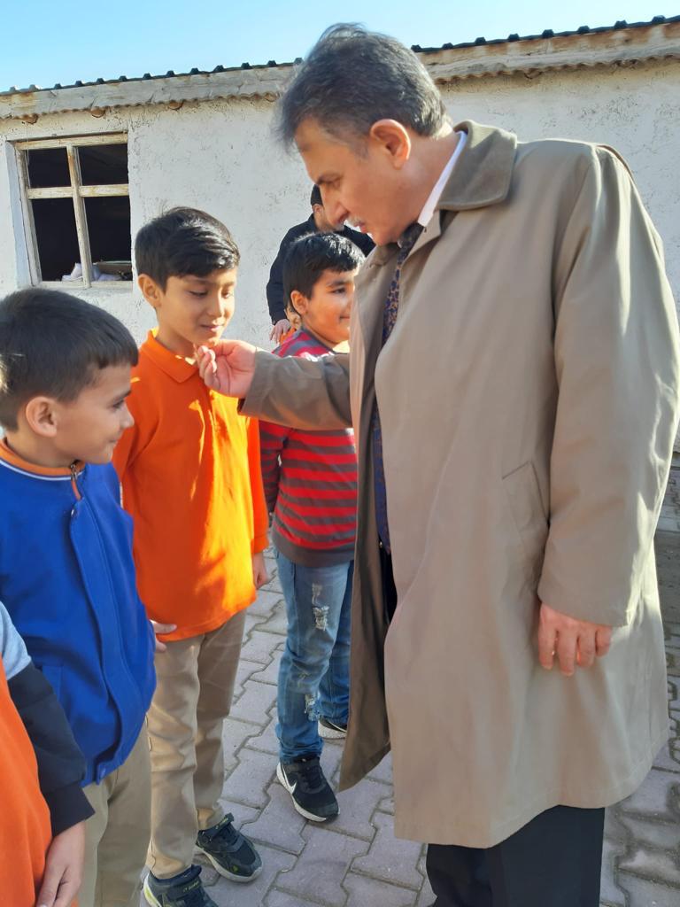 konya-meram-kaymakami-kayhan-sinif-ogretmeniyle-veli-ziyaretine-gitti-001.jpeg