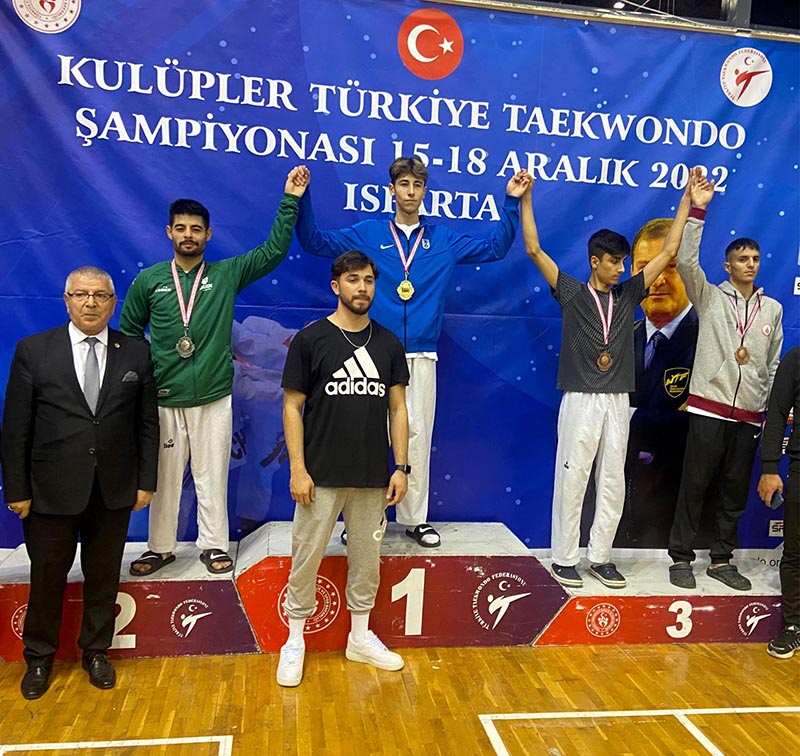 karatay-belediyesporlu-taekwondoculardan-6-onemli-derece-001.jpg