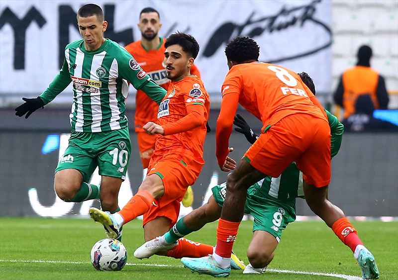 konyaspor-alanyaspor-i-canli-anlatim-001.jpg
